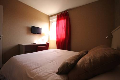 Imagen de la habitación del Hotel H&ocirc;tel D'arcins. Foto 6