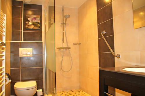 Imagen de la habitación del Hotel H&ocirc;tel D'argouges. Foto 8