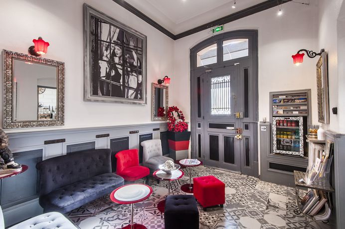 Imagen de los interiores del Hotel H&ocirc;tel De Charme Le Provence. Foto 13
