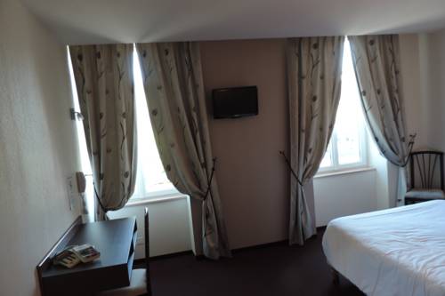 Imagen de la habitación del Hotel H&ocirc;tel De France, Espalion. Foto 2
