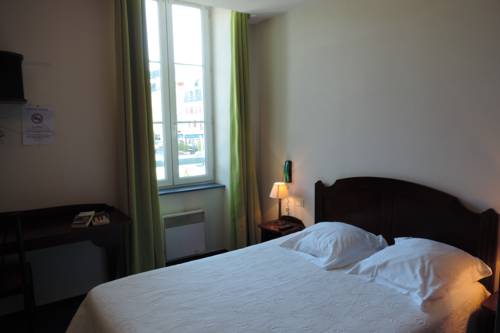 Imagen de la habitación del Hotel H&ocirc;tel De France, Espalion. Foto 9