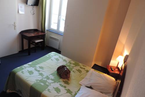 Imagen de la habitación del Hotel H&ocirc;tel De France, Espalion. Foto 11