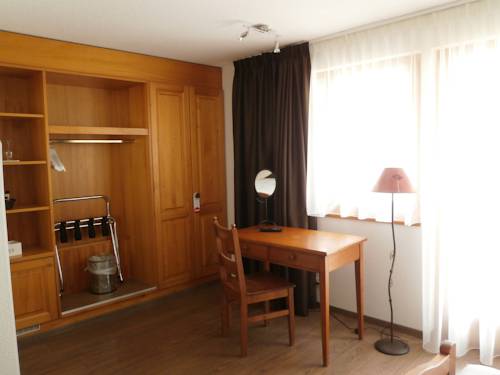 Imagen de la habitación del Hotel H&ocirc;tel De Fully. Foto 9