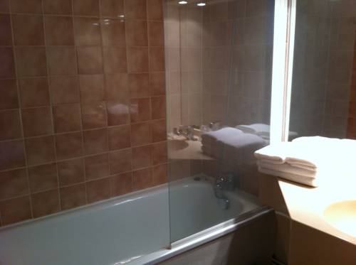 Imagen de la habitación del Hotel H&ocirc;tel De La Baie De Somme. Foto 7