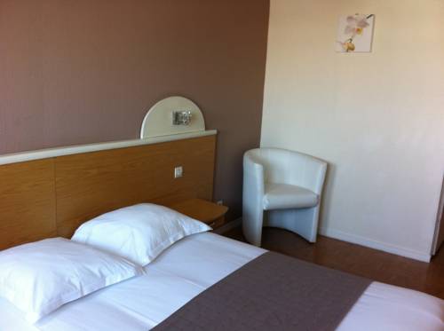 Imagen de la habitación del Hotel H&ocirc;tel De La Baie De Somme. Foto 15