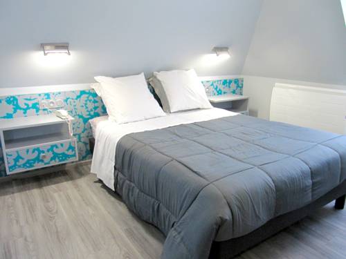 Imagen de la habitación del Hotel H&ocirc;tel De La Grotte. Foto 10