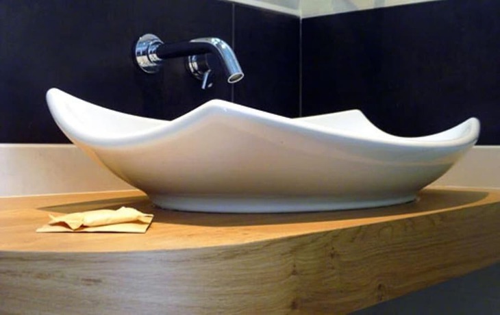 Imagen de la habitación del Hotel H&ocirc;tel De La Lou&eacute;e. Foto 11