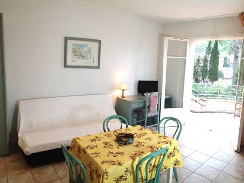 Imagen de la habitación del Hotel H&ocirc;tel De La Mer, LA CROIX VALMER . Foto 9