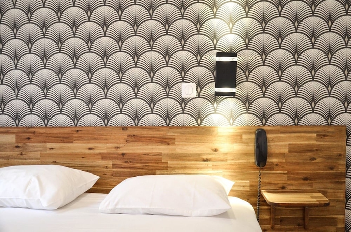 Imagen de la habitación del Hotel Hôtel De La Perdrix Rouge. Foto 9