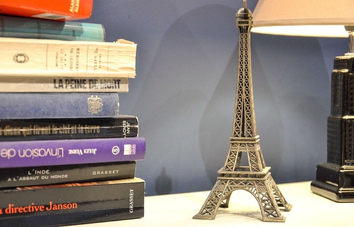 Imagen de los interiores del Hotel Hôtel De La Perdrix Rouge. Foto 19