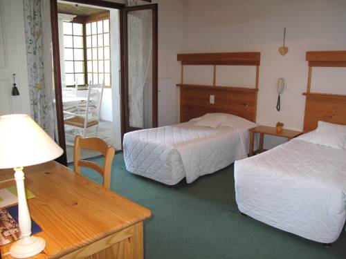 Imagen de la habitación del Hotel Hôtel De La Plage, Evian Les Bains. Foto 11