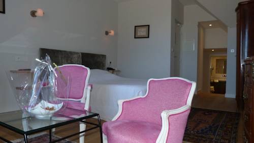 Imagen de la habitación del Hotel H&ocirc;tel De La Plage, Plon&eacute;vez-Porzay. Foto 3