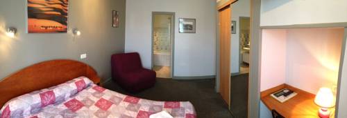 Imagen de la habitación del Hotel Hôtel De L'aviation. Foto 4