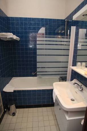 Imagen de la habitación del Hotel Hôtel De L'aviation. Foto 13