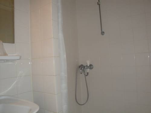 Imagen de la habitación del Hotel H&ocirc;tel De L'europe. Foto 8