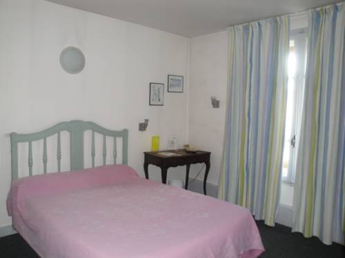 Imagen de la habitación del Hotel H&ocirc;tel De L'europe, VALENCE. Foto 14