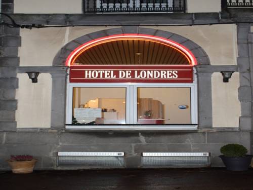 Imagen de los exteriores del Hotel H&ocirc;tel De Londres, Le Mont Dor&eacute;. Foto 12