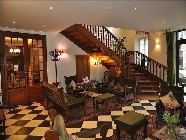 Imagen de los interiores del Hotel H&ocirc;tel De Paris, Poligny. Foto 11