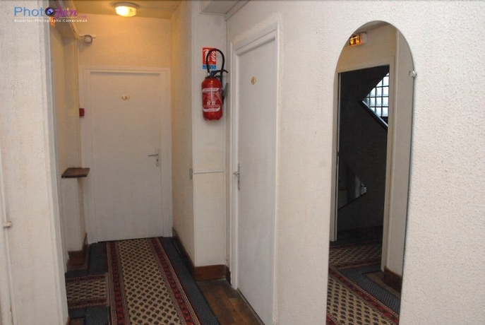 Imagen de los interiores del Hotel H&ocirc;tel Des Arcades, Rouen. Foto 14