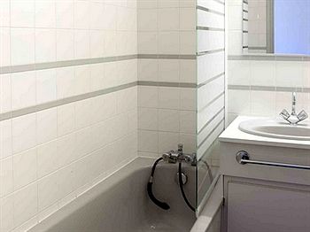 Imagen del bar/restaurante del Hotel Hôtel Des Bains Et Résidences. Foto 4