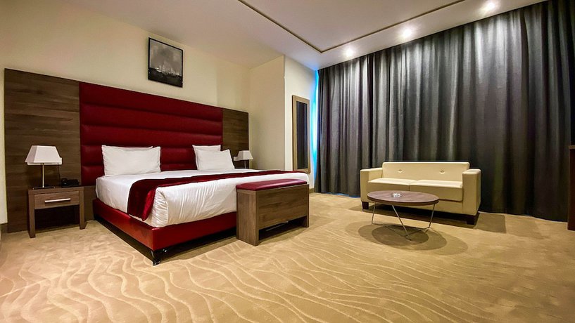 Imagen de la habitación del Hotel H&ocirc;tel Des Beaux Arts. Foto 4