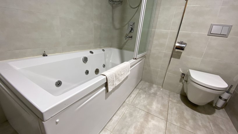 Imagen de la habitación del Hotel H&ocirc;tel Des Beaux Arts. Foto 5