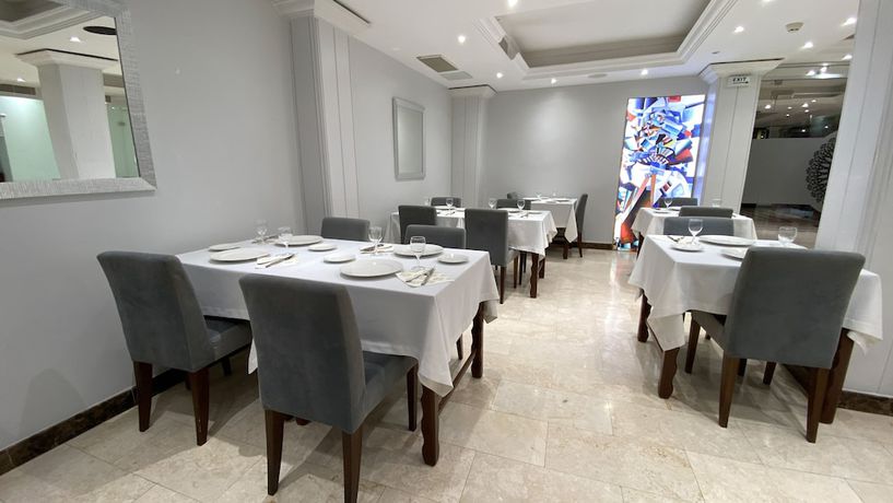 Imagen del bar/restaurante del Hotel H&ocirc;tel Des Beaux Arts. Foto 3