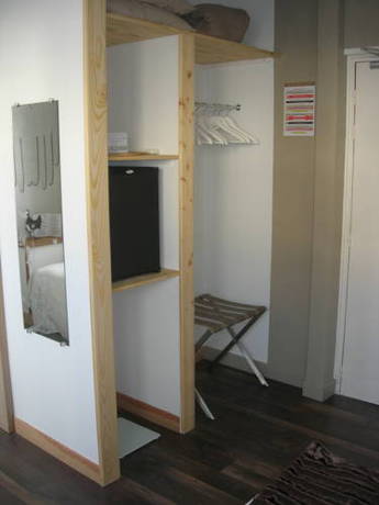 Imagen de la habitación del Hotel H&ocirc;tel Des Causses. Foto 3