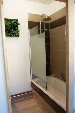 Imagen de la habitación del Hotel H&ocirc;tel Des Causses. Foto 6