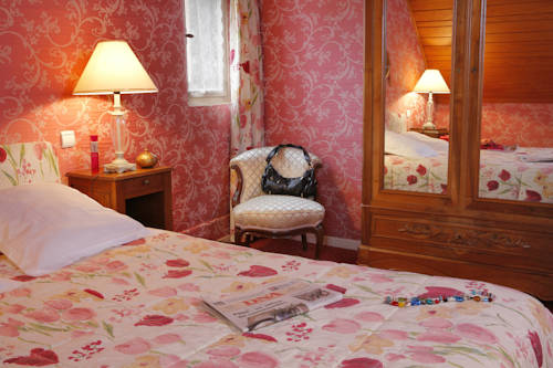 Imagen de la habitación del Hotel Hôtel Des Deux Clefs. Foto 9