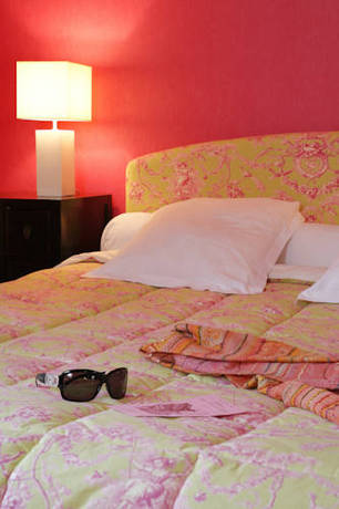 Imagen de la habitación del Hotel Hôtel Des Deux Clefs. Foto 15