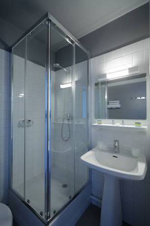 Imagen de la habitación del Hotel H&ocirc;tel Des Fr&ecirc;nes Eurom&eacute;decine. Foto 5