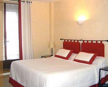 Imagen de la habitación del Hotel H&ocirc;tel Des Pyr&eacute;n&eacute;es, Larroinea. Foto 11