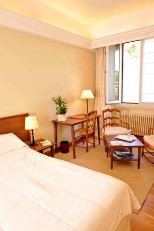 Imagen de la habitación del Hotel H&ocirc;tel Des Pyr&eacute;n&eacute;es, Larroinea. Foto 14