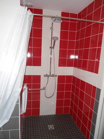 Imagen de la habitación del Hotel H&ocirc;tel Des Vosges, Contrex&eacute;ville. Foto 3