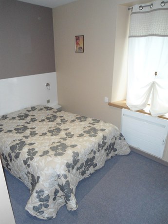 Imagen de la habitación del Hotel H&ocirc;tel Des Vosges. Foto 4