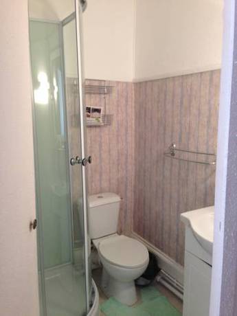 Imagen de la habitación del Hotel H&ocirc;tel Des Xii Ap&ocirc;tres & De La Cl&eacute; Des Champs. Foto 16