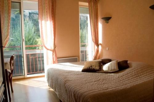 Imagen de la habitación del Hotel H&ocirc;tel Doussi&egrave;re - Restaurant L'alicanta. Foto 6