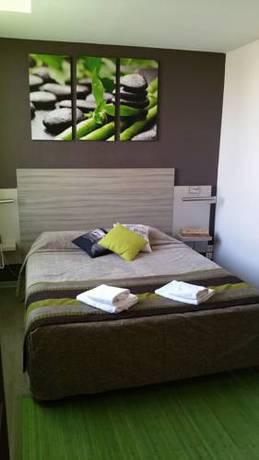 Imagen de la habitación del Hotel Hôtel Du Centre, Soustons. Foto 2