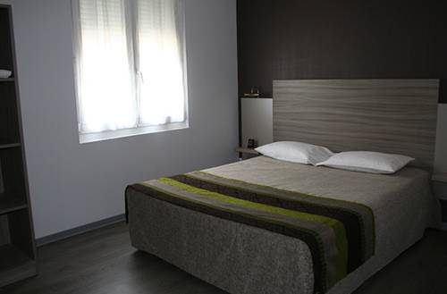 Imagen de la habitación del Hotel Hôtel Du Centre, Soustons. Foto 8