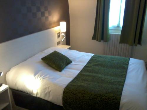 Imagen de la habitación del Hotel H&ocirc;tel Du Cerf. Foto 13