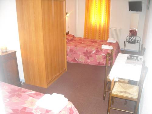 Imagen de la habitación del Hotel H&ocirc;tel Du Cheval Blanc. Foto 9