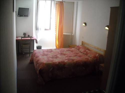 Imagen de la habitación del Hotel H&ocirc;tel Du Cheval Blanc. Foto 10