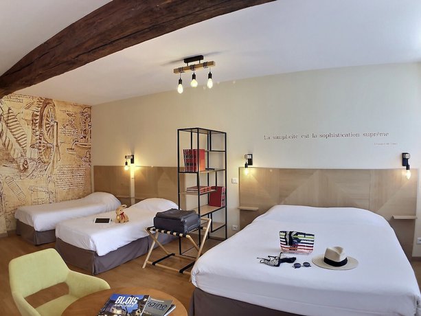 Imagen de la habitación del Hotel H&ocirc;tel Du Cygne. Foto 10