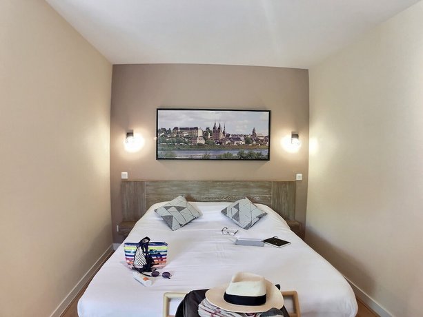 Imagen de la habitación del Hotel H&ocirc;tel Du Cygne. Foto 18