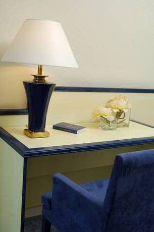 Imagen de la habitación del Hotel Hôtel Du Golf - Domaine De La Valdaine. Foto 3