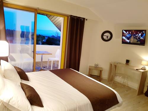 Imagen de la habitación del Hotel H&ocirc;tel Du Large, PLOUGONVELIN. Foto 2
