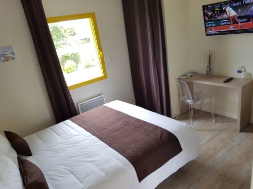Imagen de la habitación del Hotel H&ocirc;tel Du Large, PLOUGONVELIN. Foto 4
