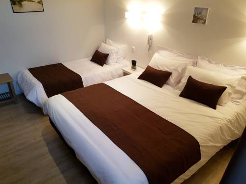 Imagen de la habitación del Hotel H&ocirc;tel Du Large, PLOUGONVELIN. Foto 12