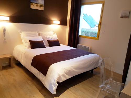 Imagen de la habitación del Hotel H&ocirc;tel Du Large, PLOUGONVELIN. Foto 13